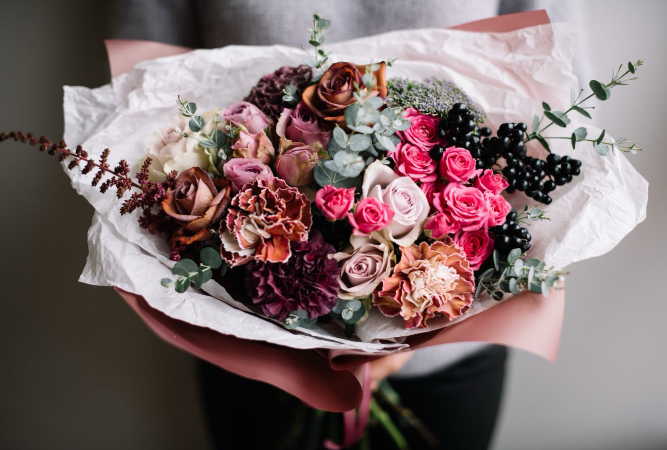 薔薇とベリーのブーケ